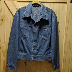 LEE Vintage Denim Jacket 1970s Light Blue Wash Signature Snap Front & Cuffs EUC